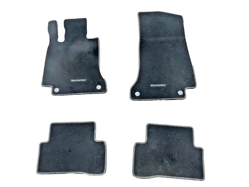15-18 MERCEDES C300 W205 FRONT & REAR CARPET FLOOR MATS SET OF 4 OEM #A0.67