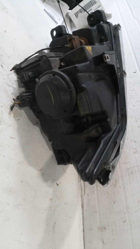 Used Right Headlight Assembly fits: 2013 Ford Edge HID Right Grade A
