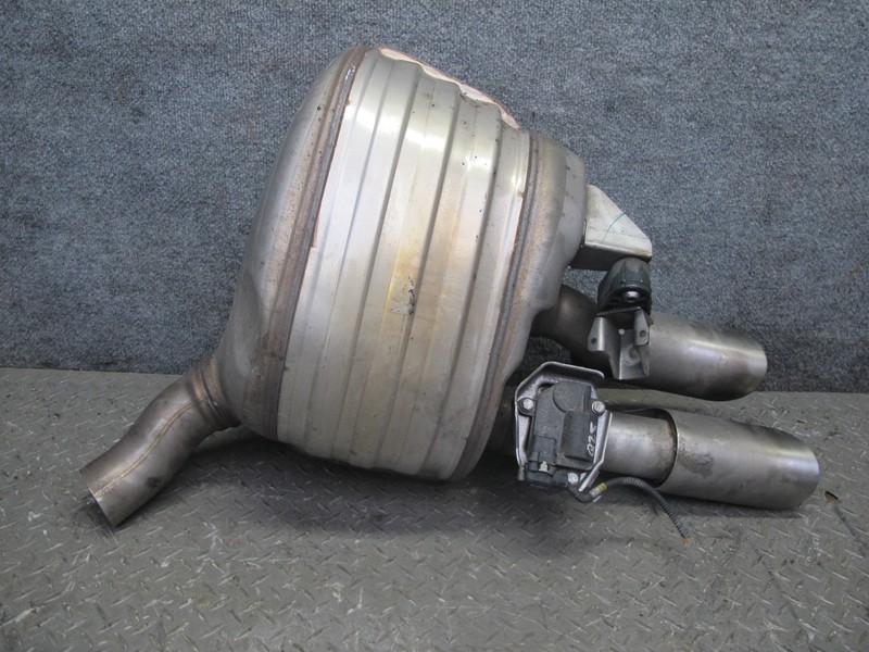 17-21 PORSCHE PANAMERA 4S 971 REAR RIGHT EXHAUST MUFFLER 971253352B 44K MILES