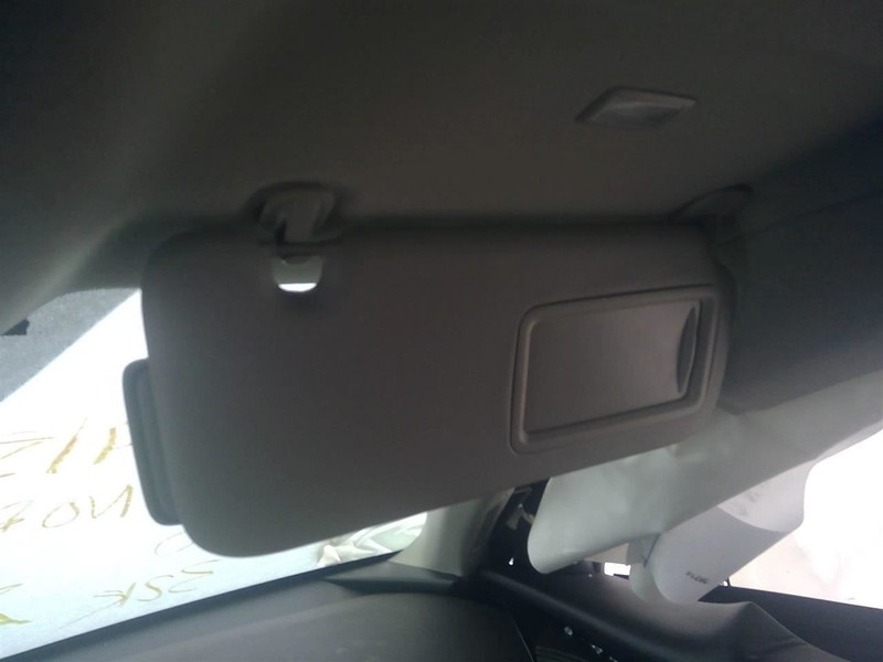 Passenger Right Sun Visor With Vanity Mirror Fits 20-23 MAZDA CX-30 1723849
