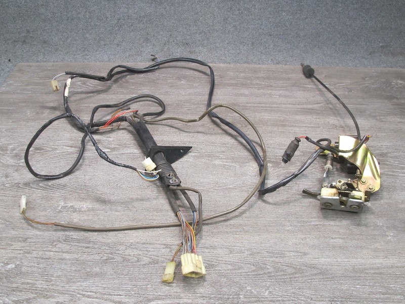 1983-1986 PORSCHE 928 S RIGHT PASS SIDE DOOR LOCK LATCH WIRE HARNESS ASSEMBLY