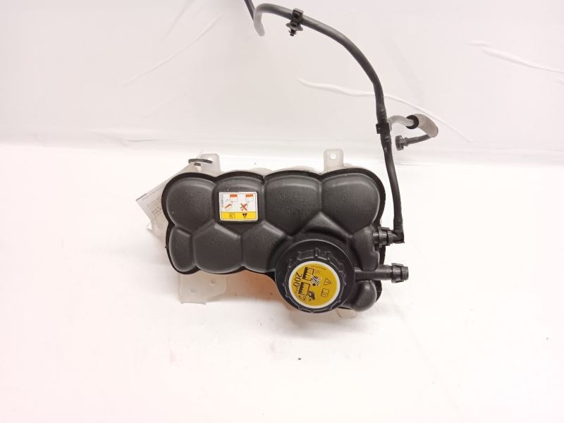 Jaguar F-Pace XF XE Coolant Reservoir Tank Bottle Radiator GX738A080AC