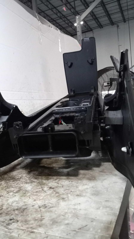 2017 Jaguar XE Center Console Black OEM T2H23411PVJ 69K Miles, Warranty