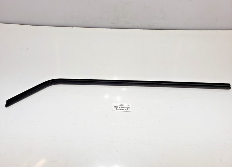✅ 99-03 OEM Volkswagen Eurovan MV Front Right Passenger Window Weatherstrip Seal
