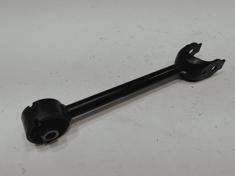 2020-2024 Toyota Camry Rear Left Or Right Suspension Lower Control Arm OEM