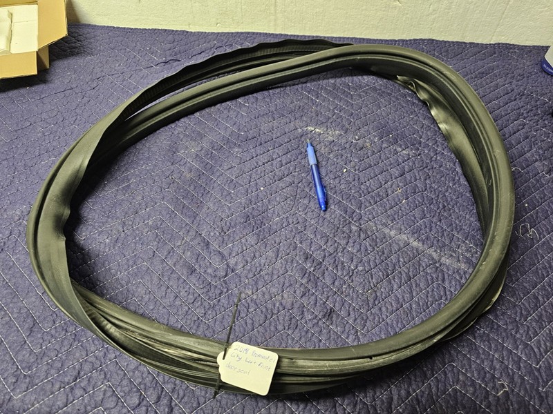 Rubber Door Seal Gasket Weatherstrip for RAM Promaster City 2018 Left Front