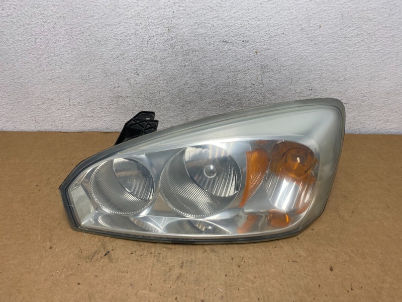 2004 to 2007 Chevrolet Malibu Left Driver LH Headlight AD5217 DW