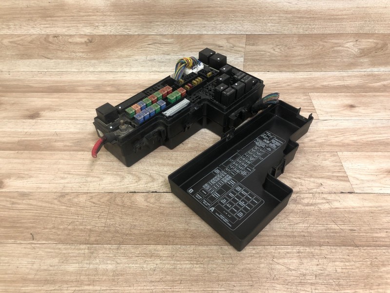 DODGE DAKOTA OEM FRONT SAM FUSE BOX RELAY FUSES ASPEN BLOCK 2000-2002 3