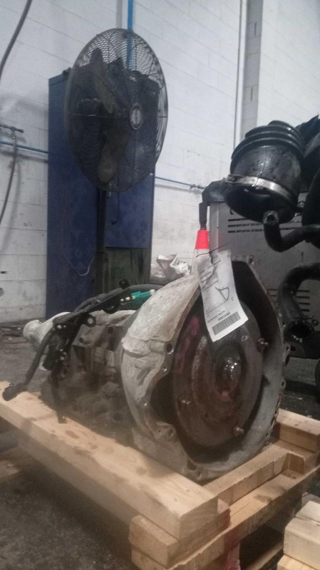 2003 Ford Mustang Automatic Transmission Assembly OEM 174K Miles Silver