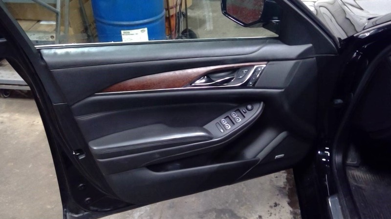 CTS 2019 Driver Left Front Door Trim Panel 1714167