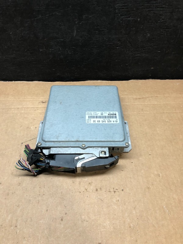 1996 1997 Mercedes Benz e300 Diesel Engine Computer Ecm a0255456932 G3506 PS