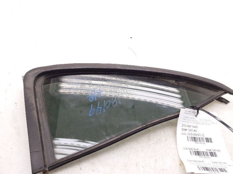 96-02 TOYOTA 4RUNNER PASSENGER SIDE REAR DOOR VENT GLASS