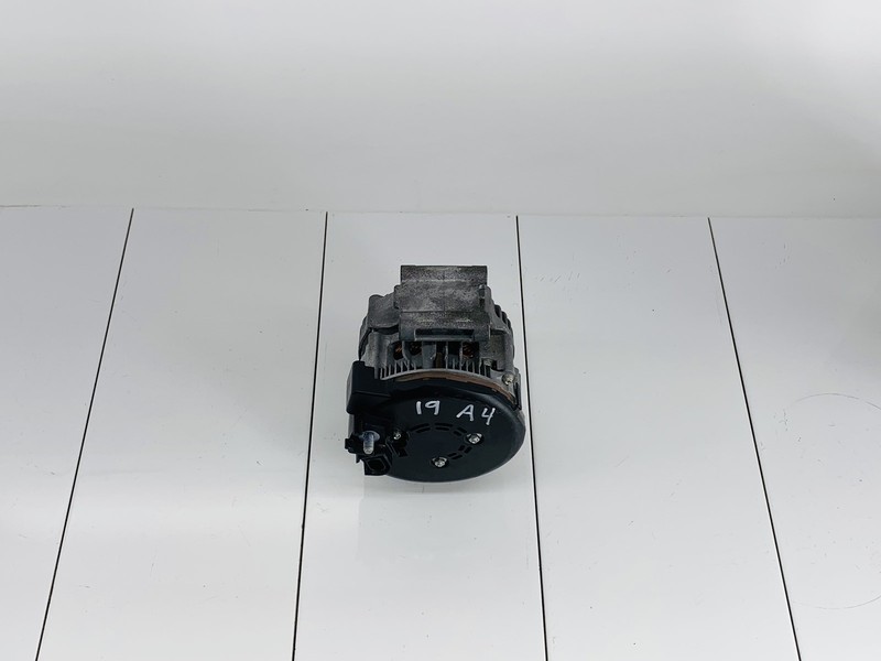 17-20 AUDI A4 B9 2.0L L4 GAS ENGINE BATTERY CHARGING ALTERNATOR 14V 150A OEM
