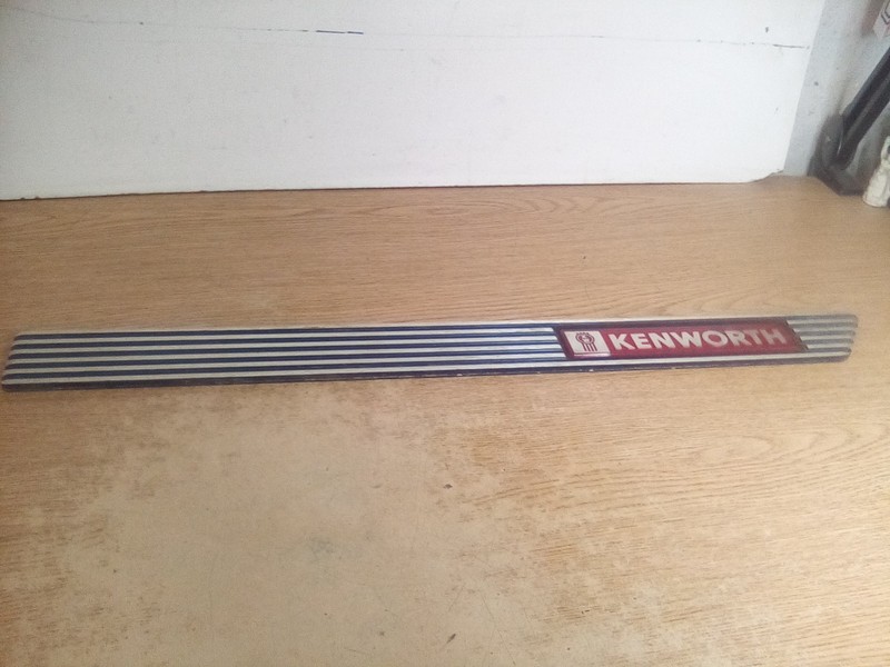 Kenworth T680 S60-1363 Threshold Plate Left Side