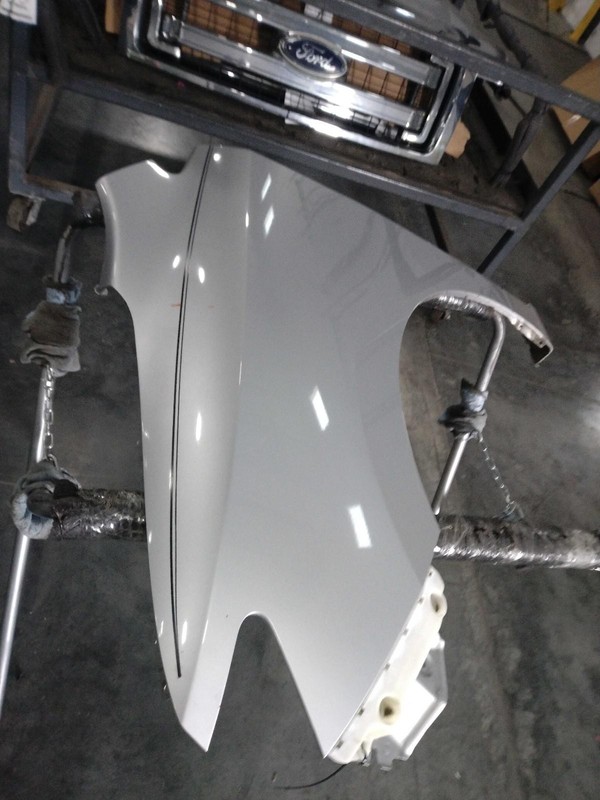 2016 Nissan Quest Left Fender Silver Used Good Condition 536482