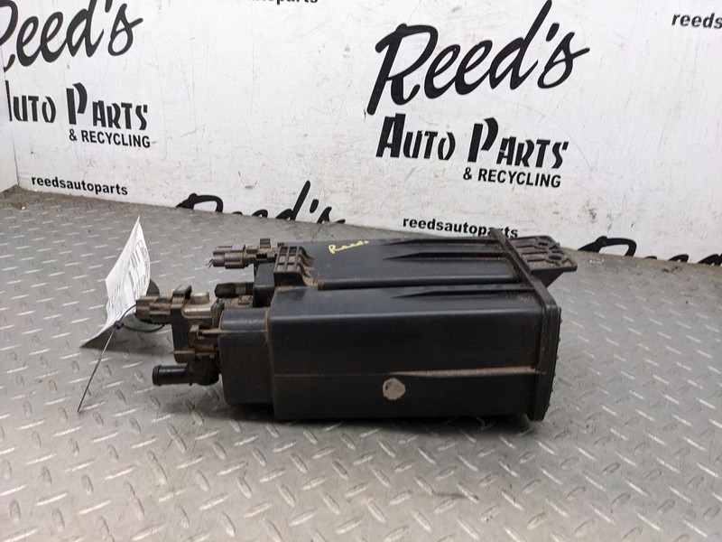 04-18 Nissan Altima 2.5L Fuel Vapor Evaporator Emission Canister OEM 1180132