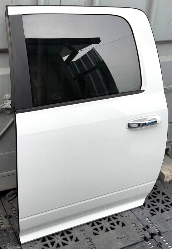 ✅09-24 RAM 1500-3500 Classic CREW CAB WHITE REAR DOOR SHELL PANEL Driver OEM PW7