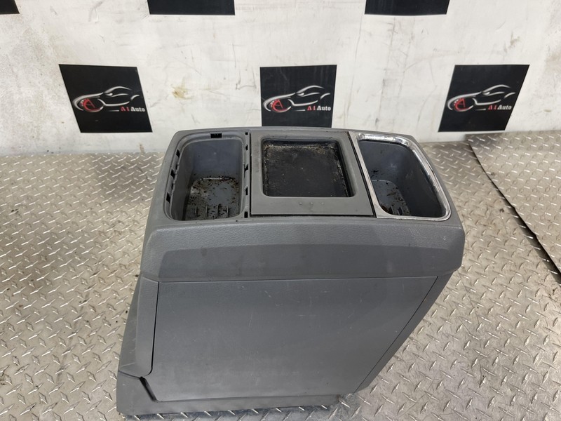 2008 2009 2010 Town & Country Caravan Center Console Cupholder Cup Holder Gray