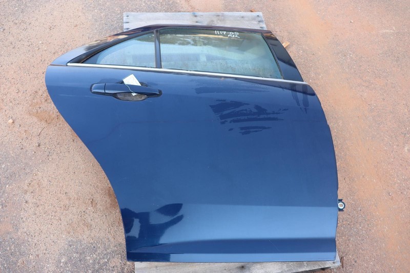 2005-2011 CADILLAC STS REAR RIGHT SIDE DOOR SHELL PANEL W/ WINDOW GLASS OEM