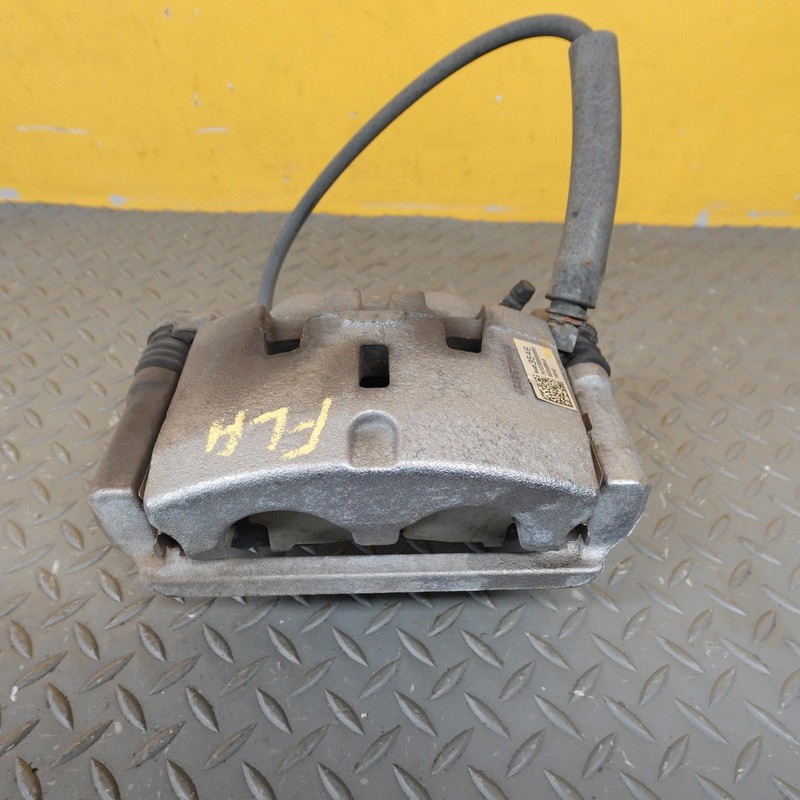 2018-2025 BUICK ENCLAVE FRONT LEFT DRIVER SIDE BRAKE CALIPER OEM 13542336