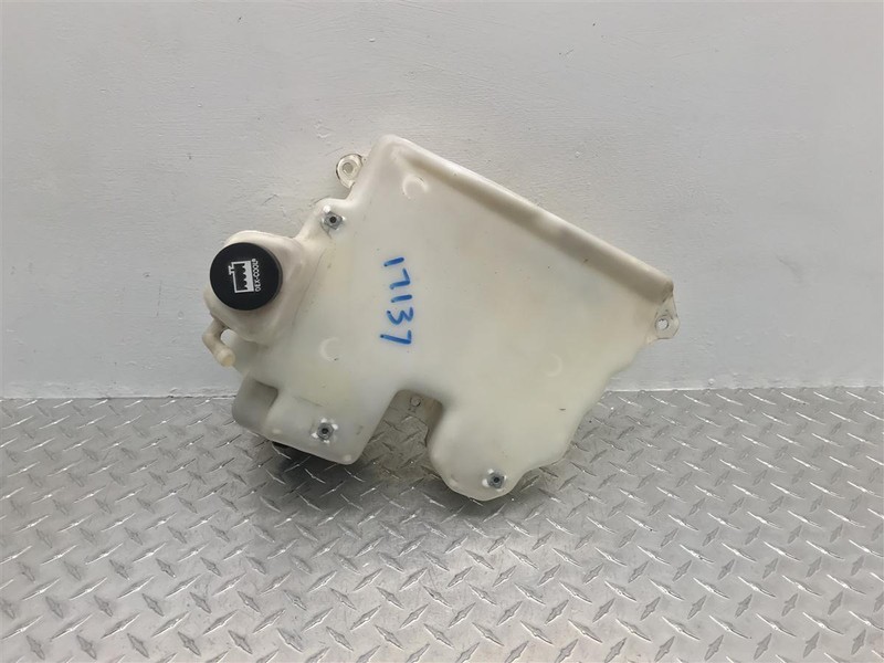 95-04 SONOMA S10 S15 RADIATOR COOLANT OVERFLOW RESERVOIR OEM 671-00221