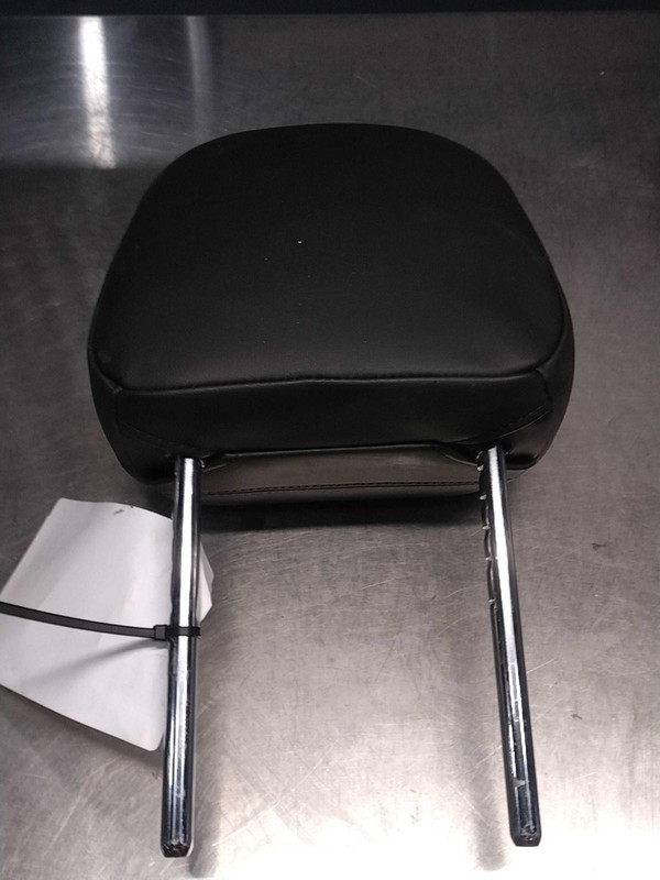2016 BUICK ENCORE Headrest Silver Used OEM Part NJ25-22721-569390 101K Miles