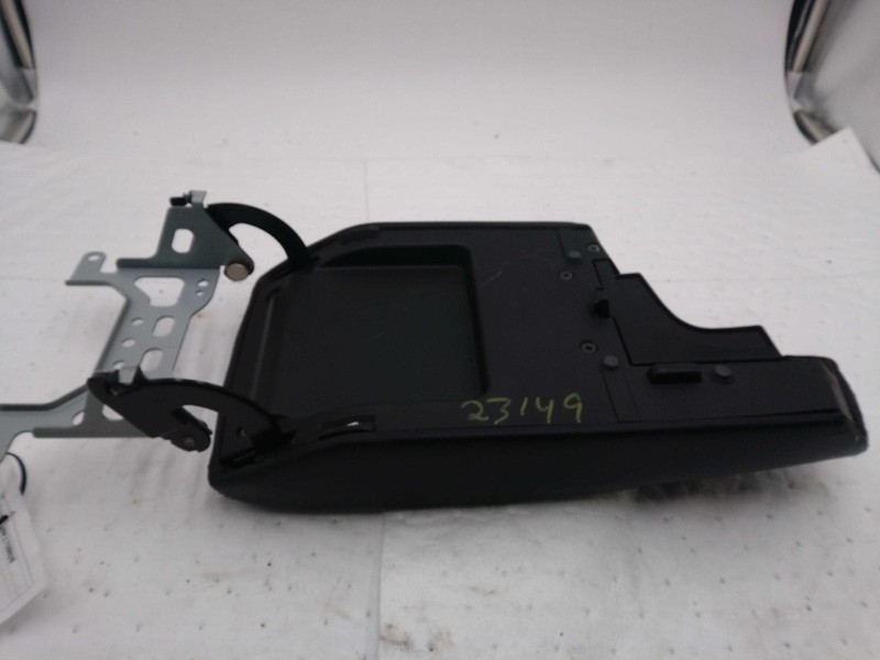 2019 Subaru Impreza Center Console Silver OEM 636214 119K Miles