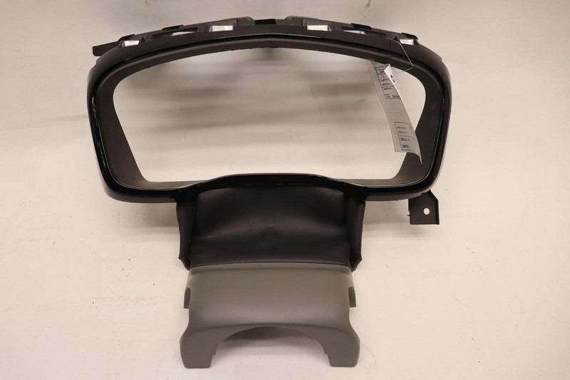 2017-2019 CADILLAC XT5 STEERING COLUMN CLUSTER BEZEL TRIM COVER SHROUD OEM