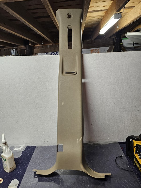 2001-2004 FORD F150 PICKUP Right B PILLAR COVER TRIM