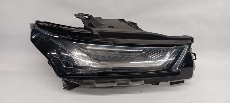 22-'24 CHEVROLET TRAVERSE Right passenger daytime running light LED OEM Grade A
