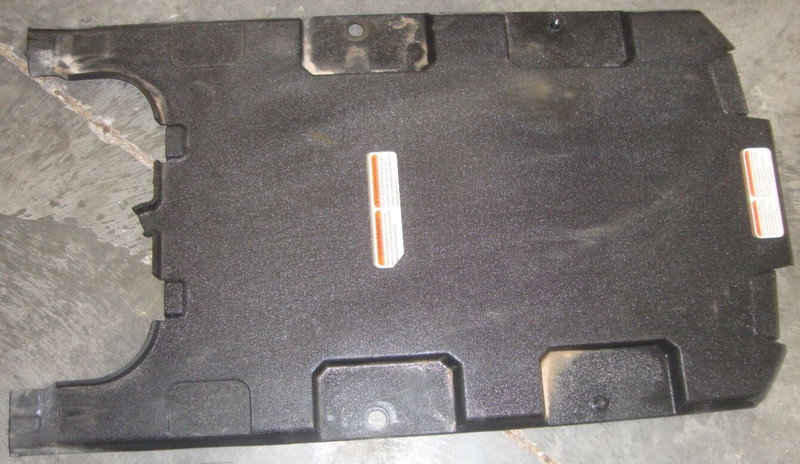 2005 SKI-D00 Expedition GSX 550F Snowmobile Bombardier Plastic Cover Panel Guard