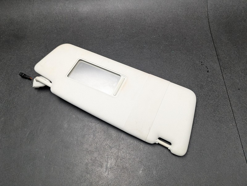Front Right Sun Visor 2015 Volkswagen Passat 561857552A2F4 2014 2016