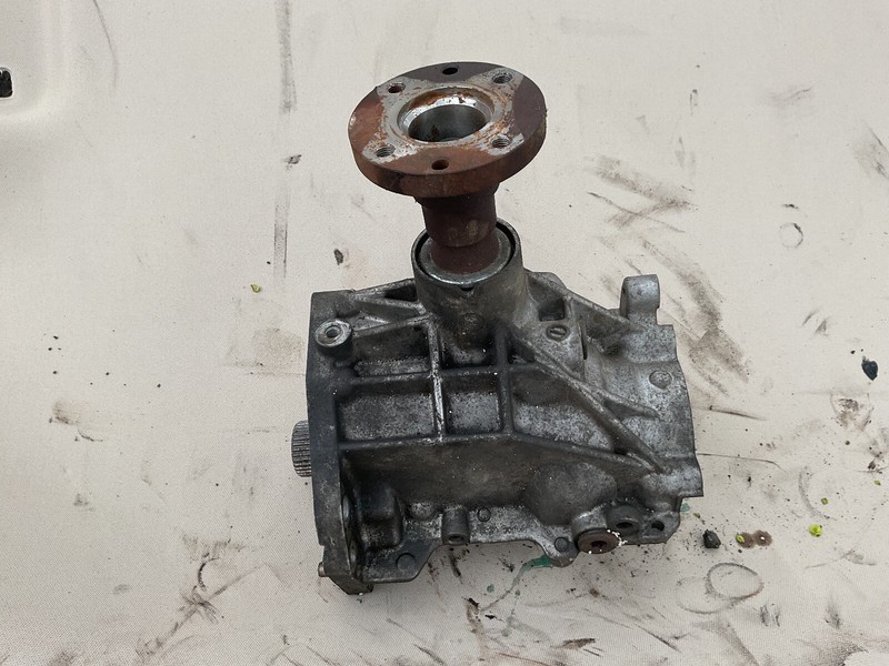 2011-2017 Nissan Juke front DIFFERENTIAL Transfer Case Assembly OEM 331001KD0A
