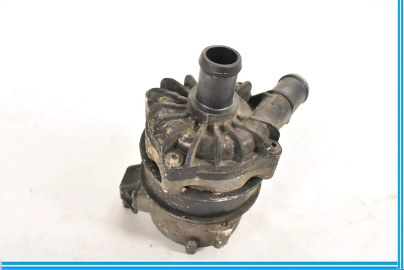 11-18 Porsche Cayenne 970 Hybrid S Auxiliary AUX Circulation Water Pump OEM