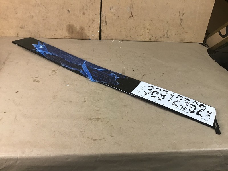 McLaren 650S 2015 Front Exterior Windshield Molding Trim Panel Cover 15-17 ;:Y