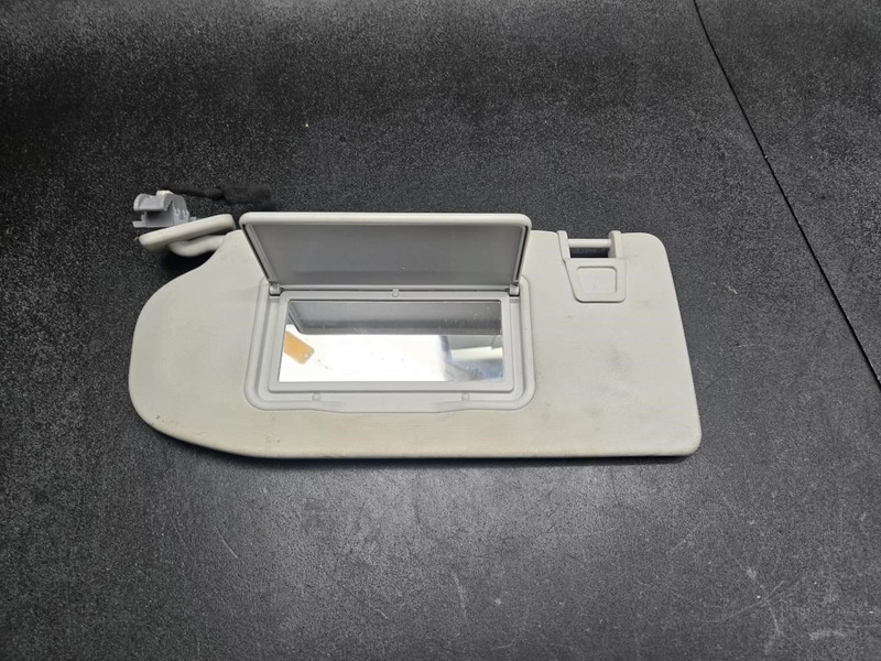 Left Sun Visor 2023 Ford Maverick NZ6Z-6004105-AB 2022 2024 2025 2026