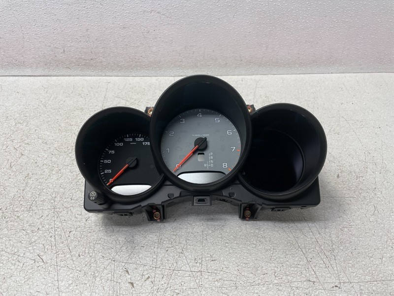 15 16 17 18 Porsche Macan S Speedometer Instrument Gauge Cluster 1372 OEM