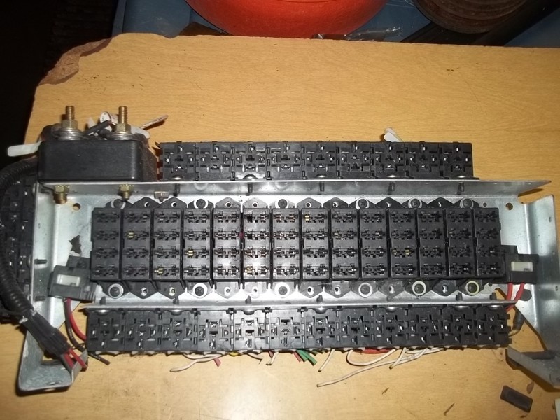 International 9600 Fuse Relay Block Assembly Job 261733 A-7252 Lineset