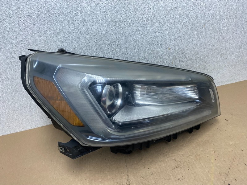 2013-2016 Gmc Acadia Right Passenger RH Side Led Halogen Headlight Oem AE6858 DW