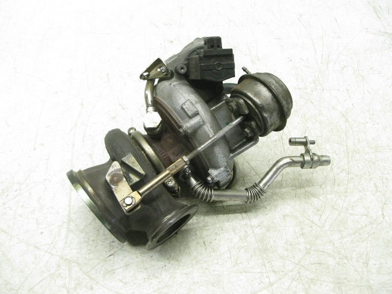 08-14 BMW F07 550i GT 4.4 V8 5 6 7 X5 ENGINE TURBO TURBOCHARGER RIGHT OEM 080222