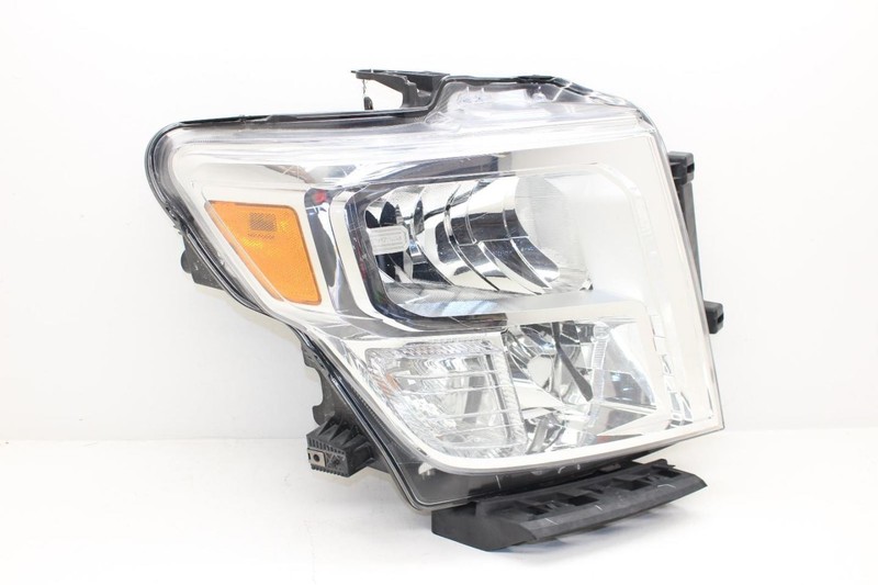 Passenger Right Front Halogen Headlight Assembly Fits 20-23 TITAN