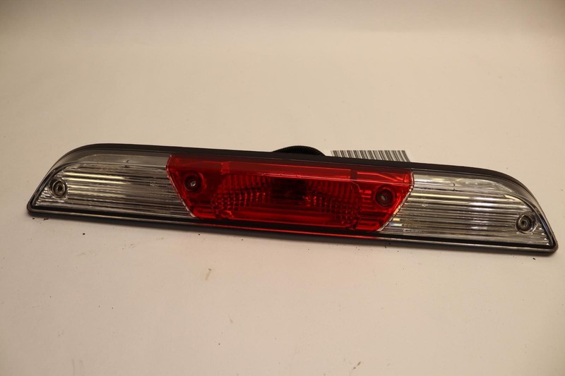2015-2020 FORD F150 REAR CENTER HIGH MOUNT 3RD THIRD BRAKE STOP LIGHT LAMP OEM
