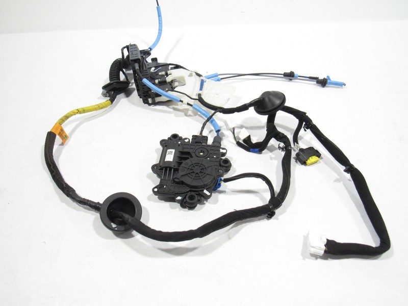 17-20 Genesis G90 2019 Rear Right Door Latch Lock Soft Close Motor w/Wire !#3