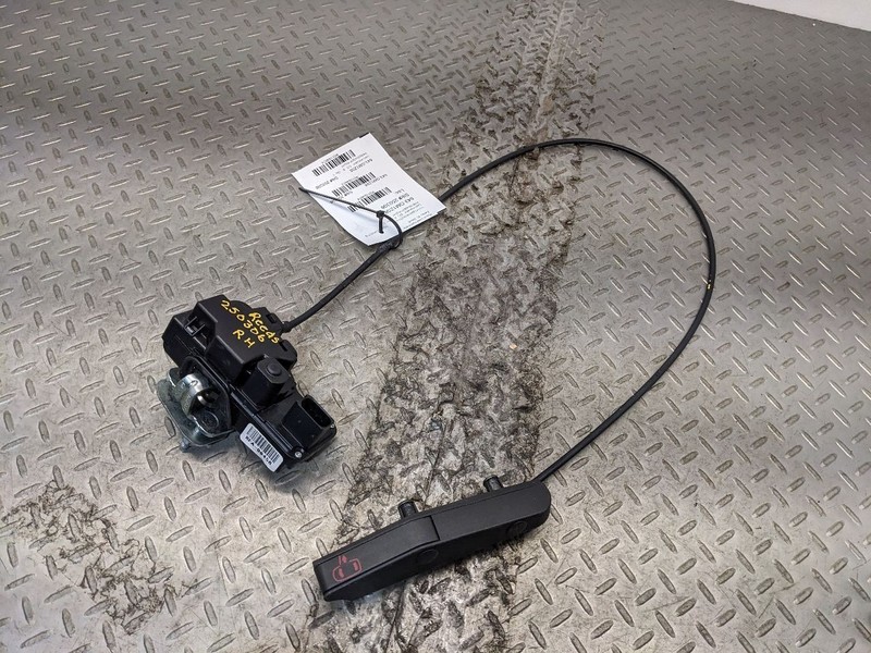 Front Right Door Latch Lock Actuator Handle OEM Corvette C6 2005-13 1184674
