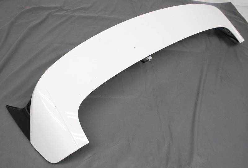 OEM Rear Spoiler For Hyundai Tucson (Gas) Dazzling White (PDW) 87210-D3000-PDW