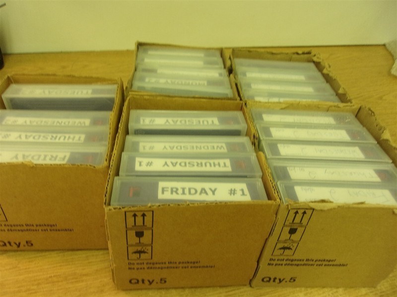 Dell Ultrim LT02 200GB/400GB With Cases, Lot of 22*FREE SHIPPING*