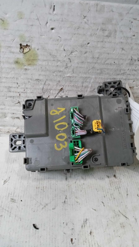 2018 Honda Clarity OEM Fuse Box Silver 32200TRWA00 108K Miles Warranty