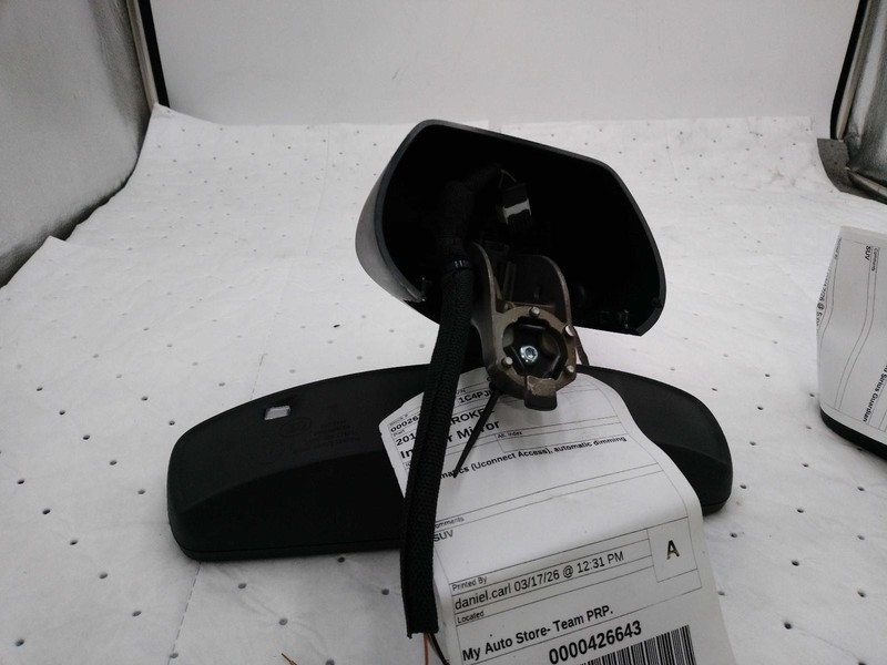 Used Front Center Interior Rear View Mirror fits: 2018 Jeep Cherokee w/telematic