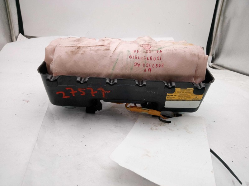 2015-2017 Chrysler 200 Instrument Panel Air Bag Right White OEM Used 139270