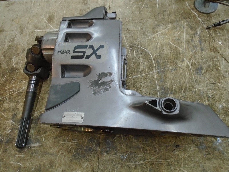 H Volvo Penta SX-M OMC 1.85 Upper Unit 3868035